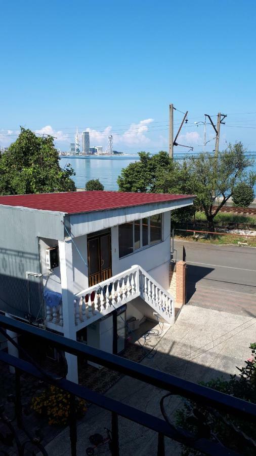 Merab House Batumi Exterior photo